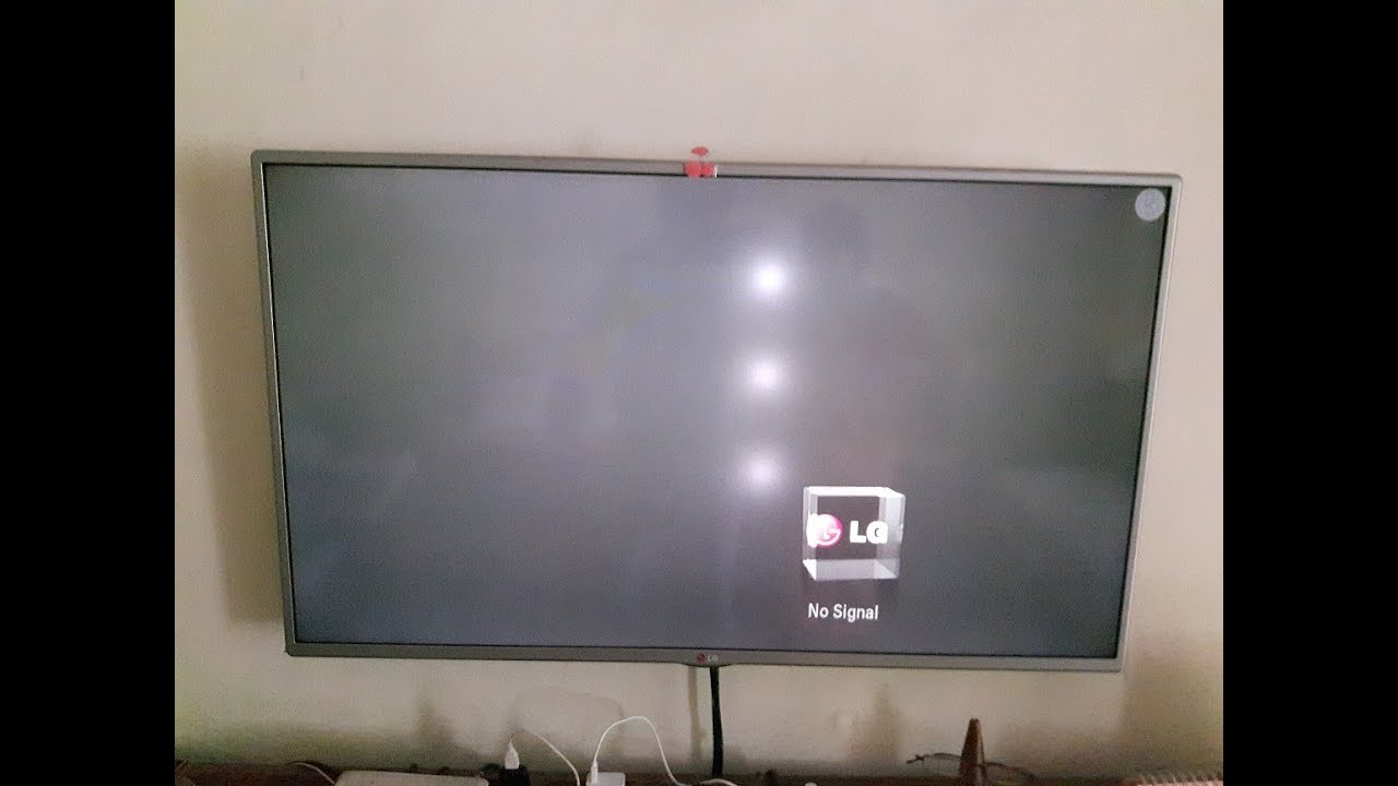Телевизор самсунг белые пятна. Телевизор LG 42lf562v. Телевизор LG 32lw575s. Телевизор LG 32lm580s. Телевизор LG 32lm340t.